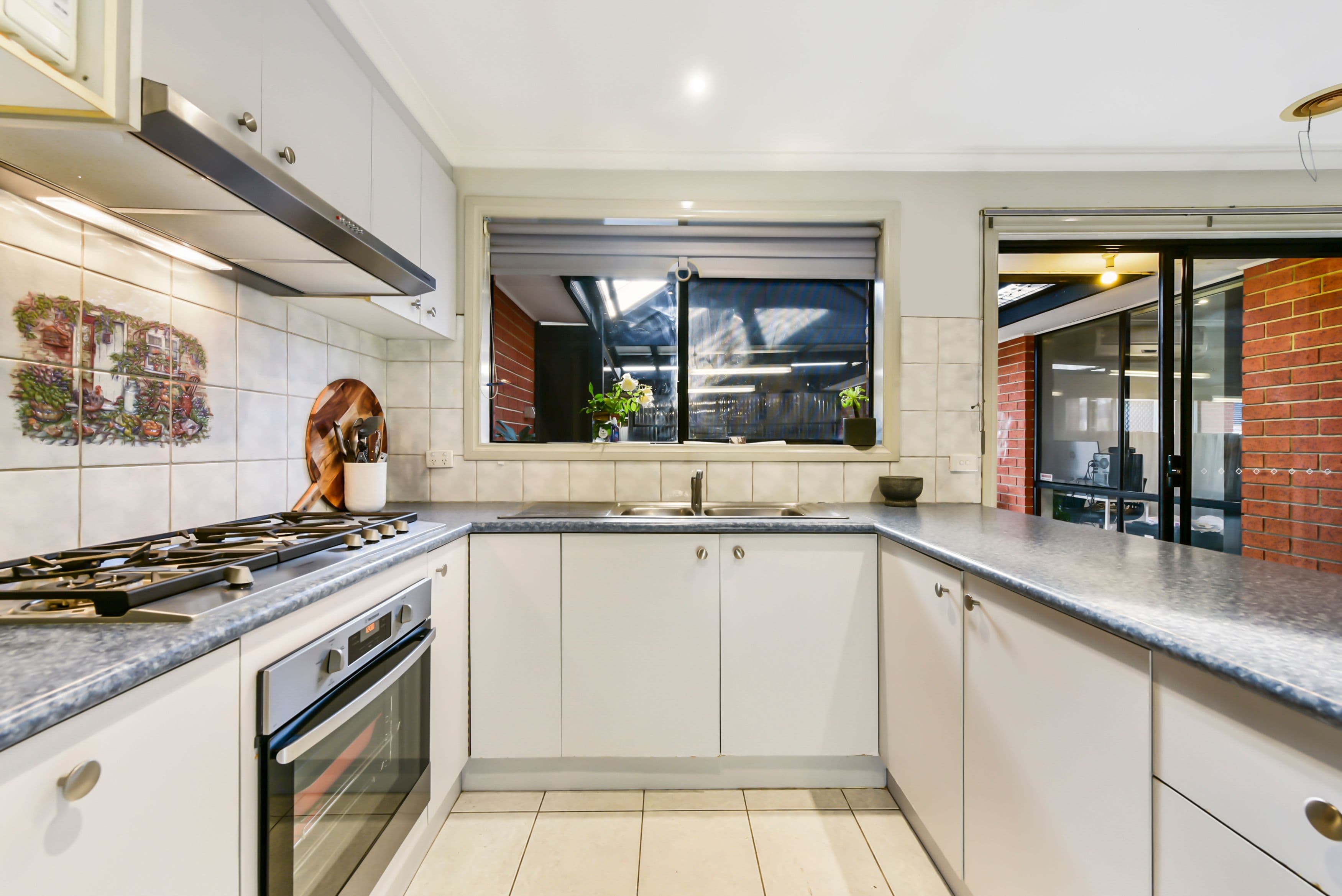 71 Goldsmith Avenue, Delahey VIC 3037, Delahey - Thumbnail 4
