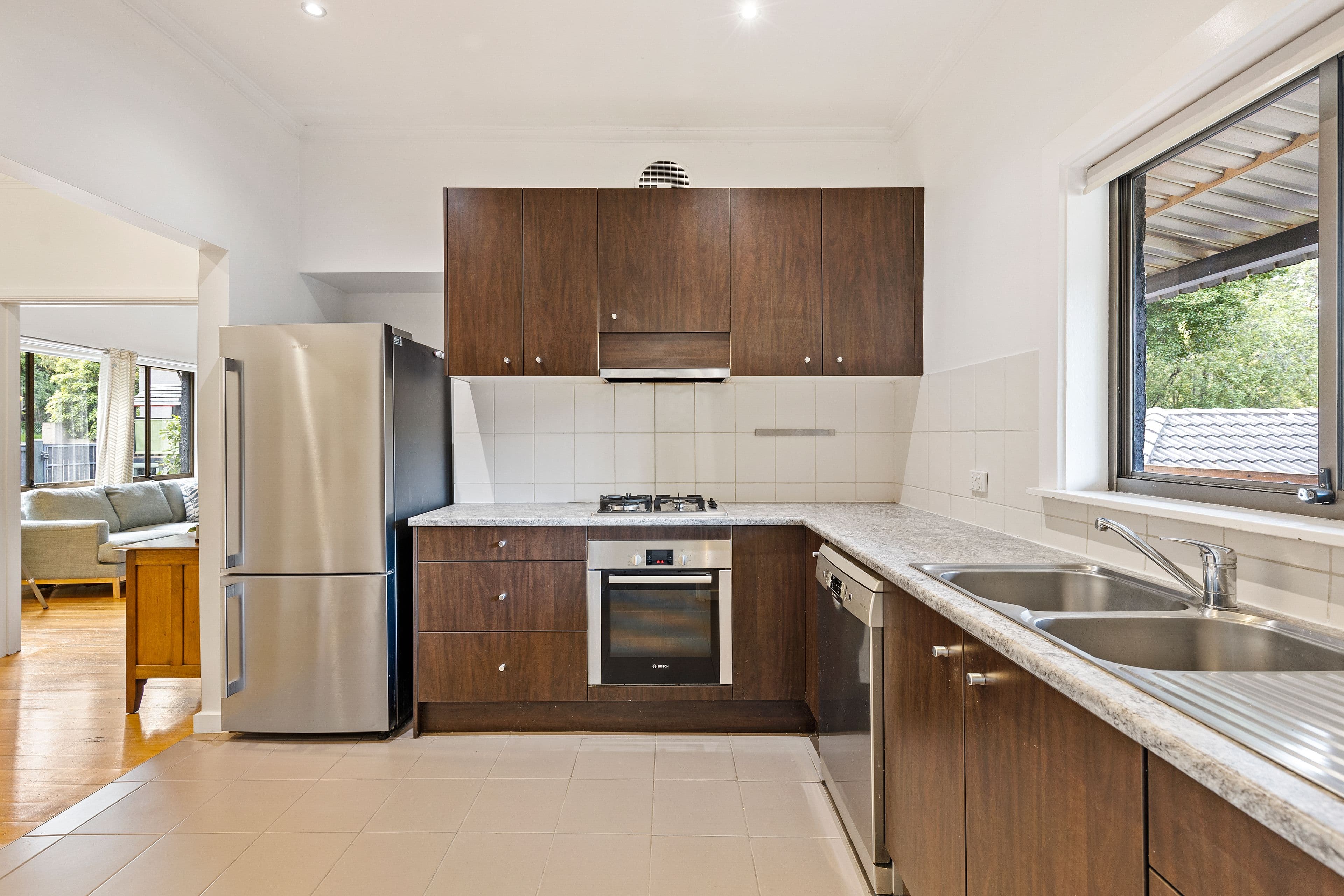 10 Francis Crescent, Ferntree Gully VIC 3156, Ferntree Gully - Thumbnail 6