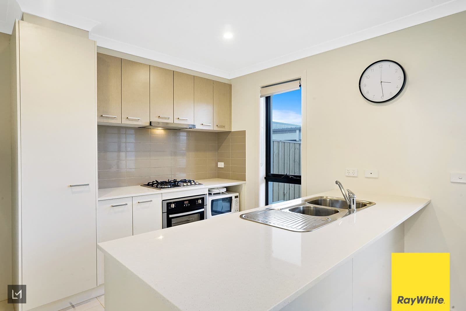 10 Morialta Circuit, Werribee VIC 3030, Werribee - Thumbnail 4
