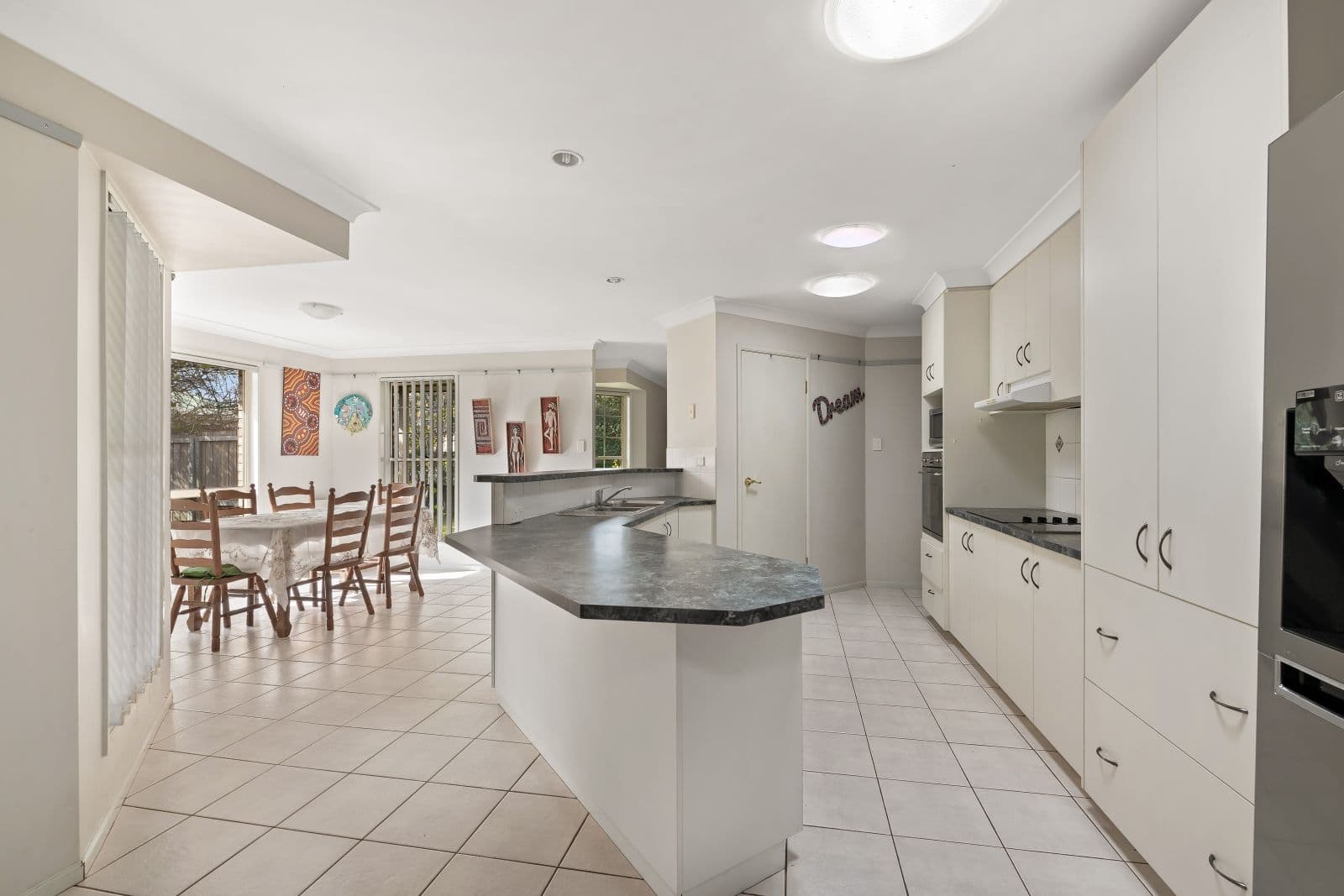 585 Hume Street, Kearneys Spring QLD 4350, Kearneys Spring - Thumbnail 7