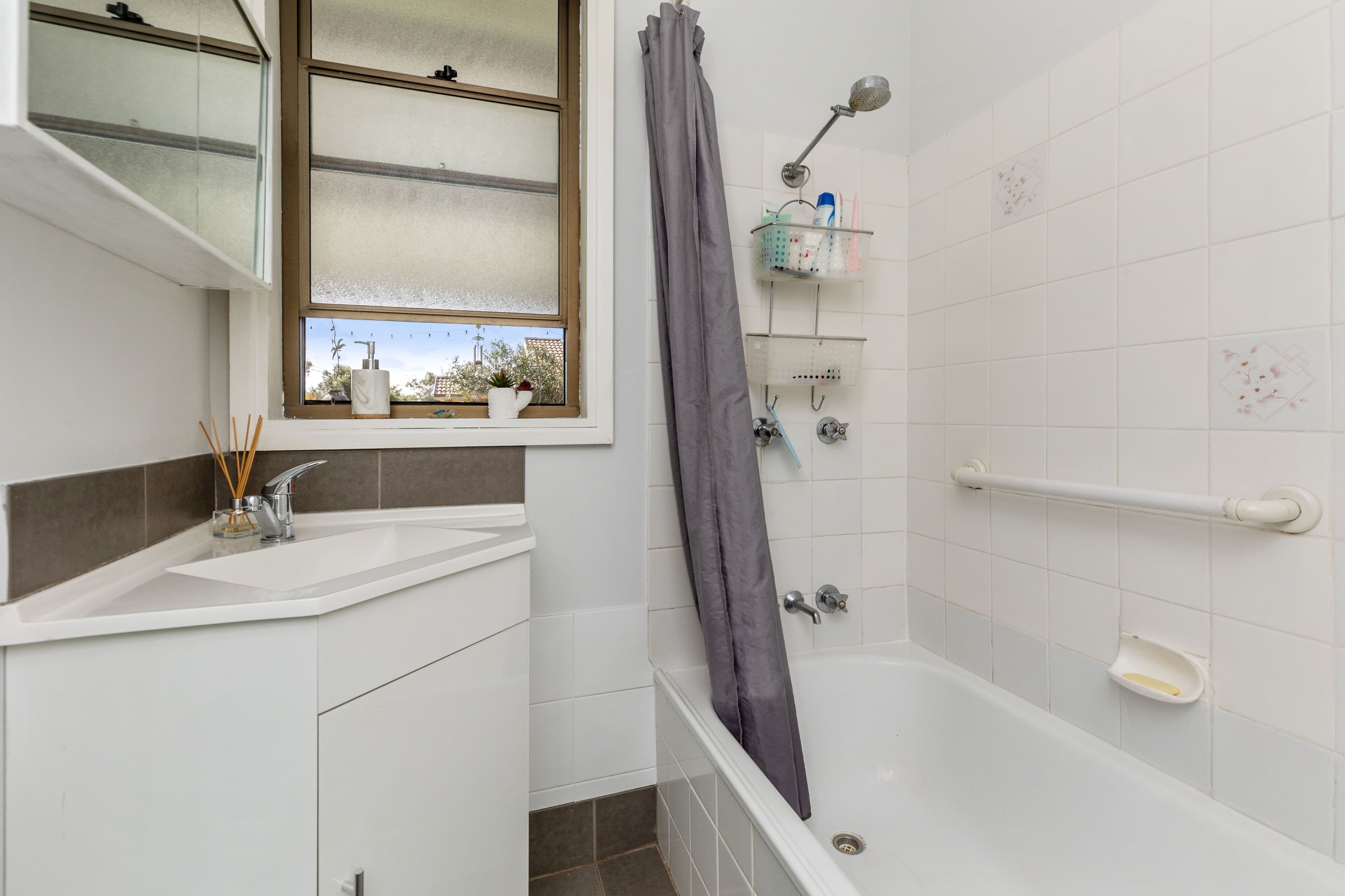 2 Loughnan Street, Coolamon NSW 2701, Coolamon - Thumbnail 6