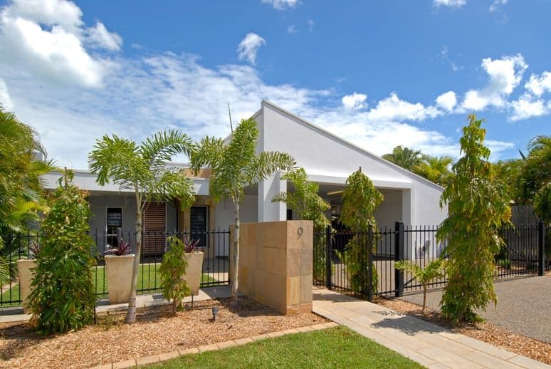 9 Montgomerie Street, COCONUT GROVE NT 0810, Coconut Grove - Image 1