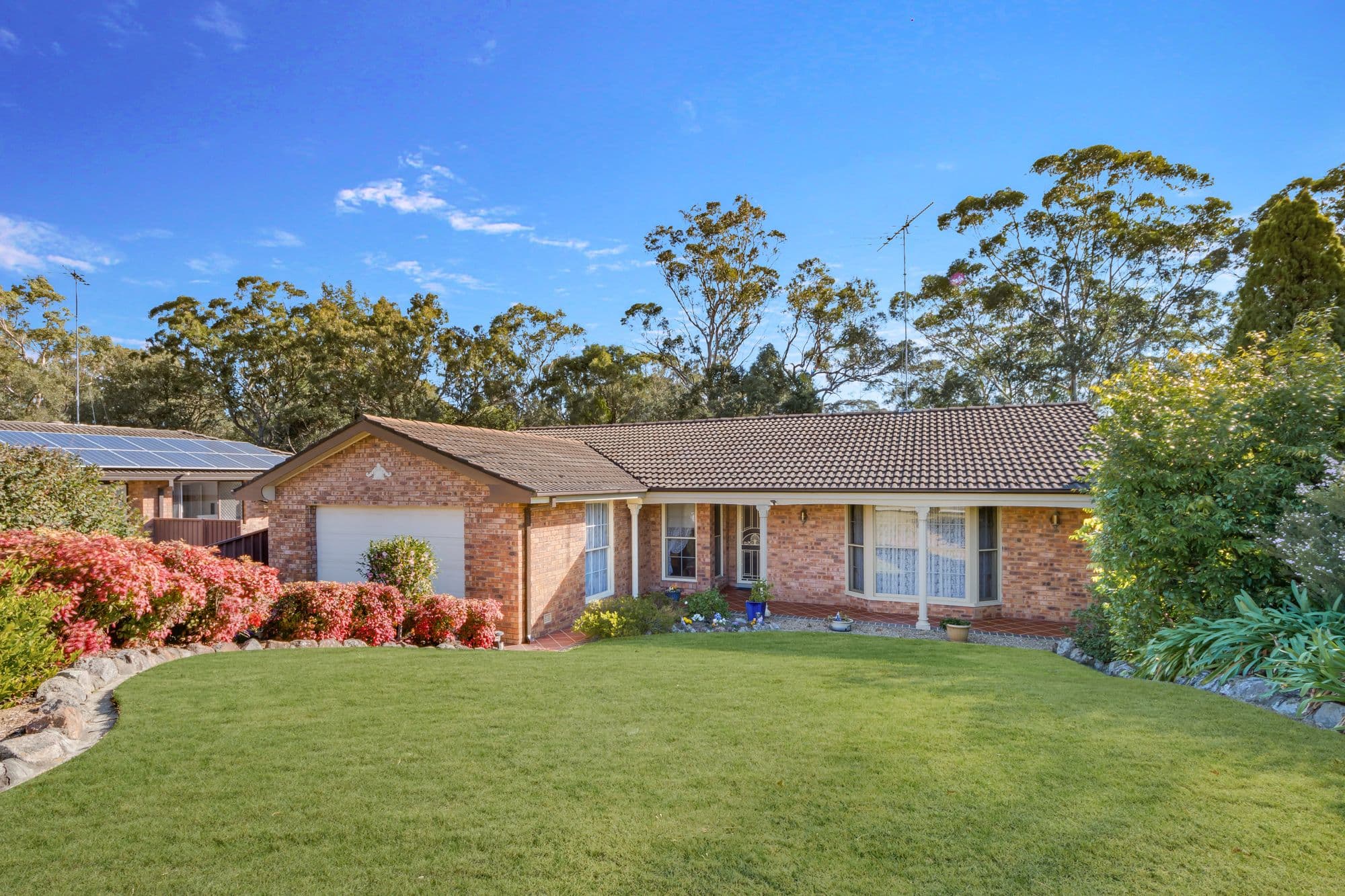 61 Endeavour Street, Ruse - Image 1