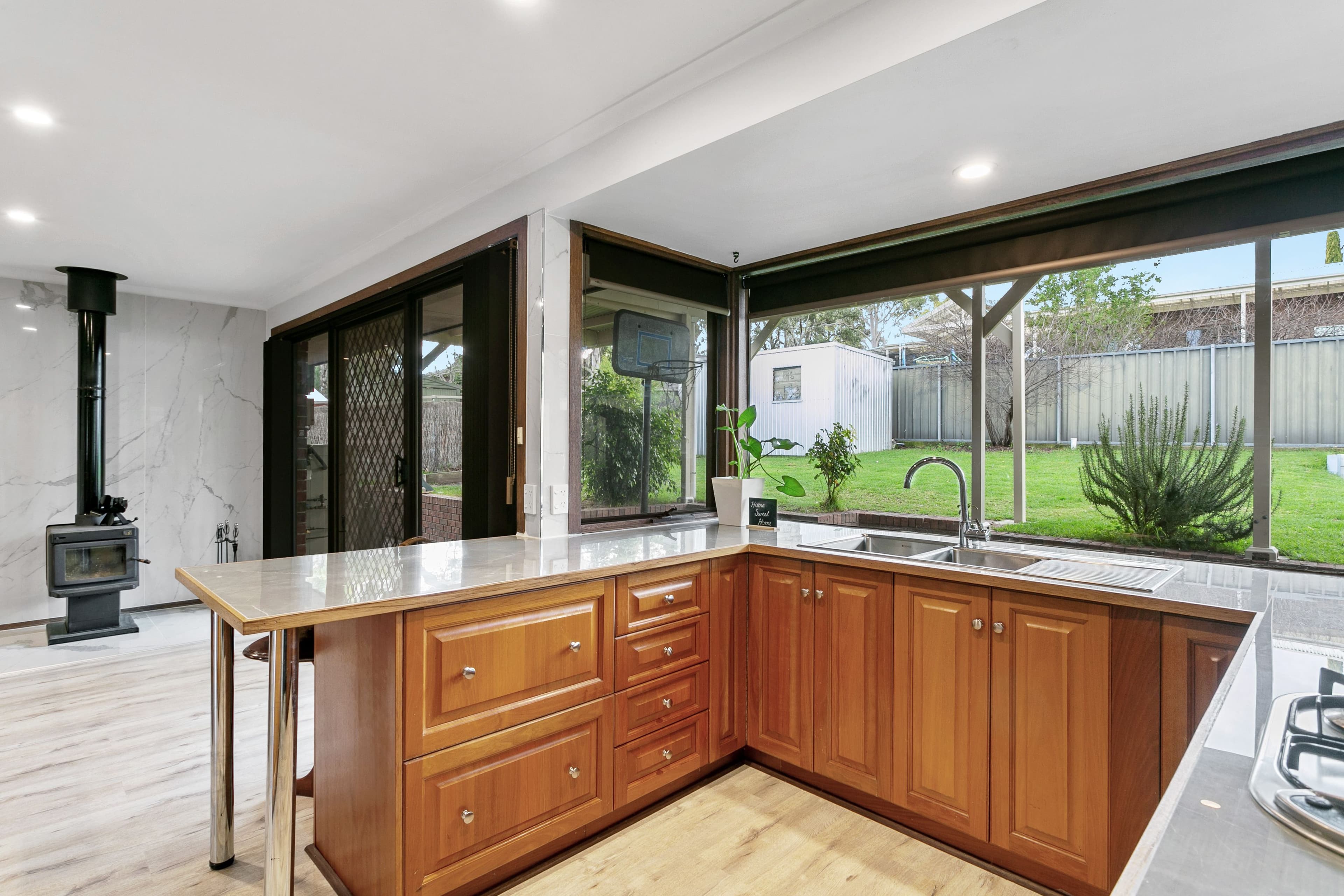 17 Sunnymeade Drive, Aberfoyle Park SA 5159, Aberfoyle Park - Thumbnail 6