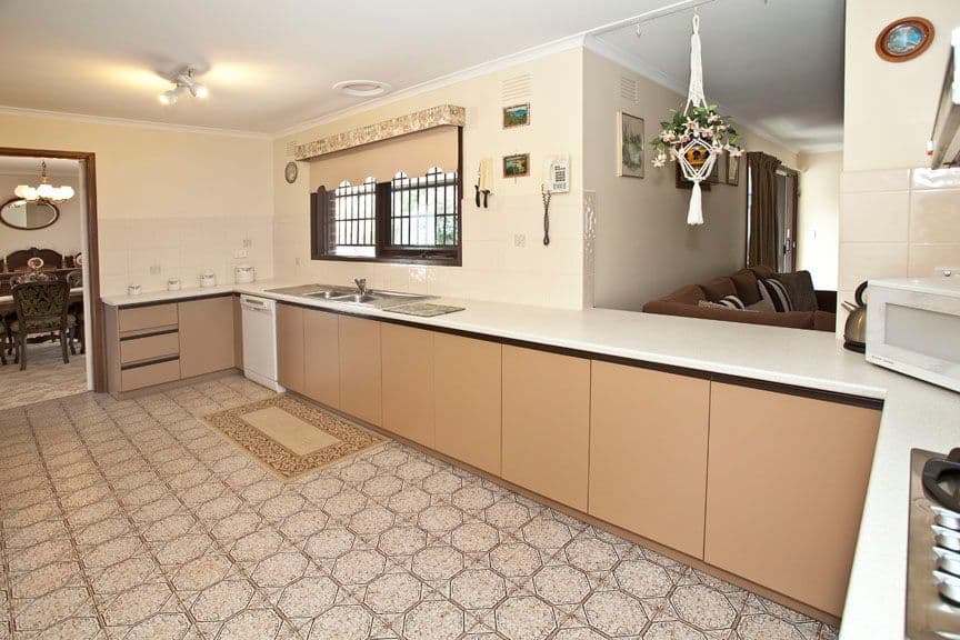 5 Remy Court, VERMONT SOUTH VIC 3133, Vermont South - Thumbnail 2