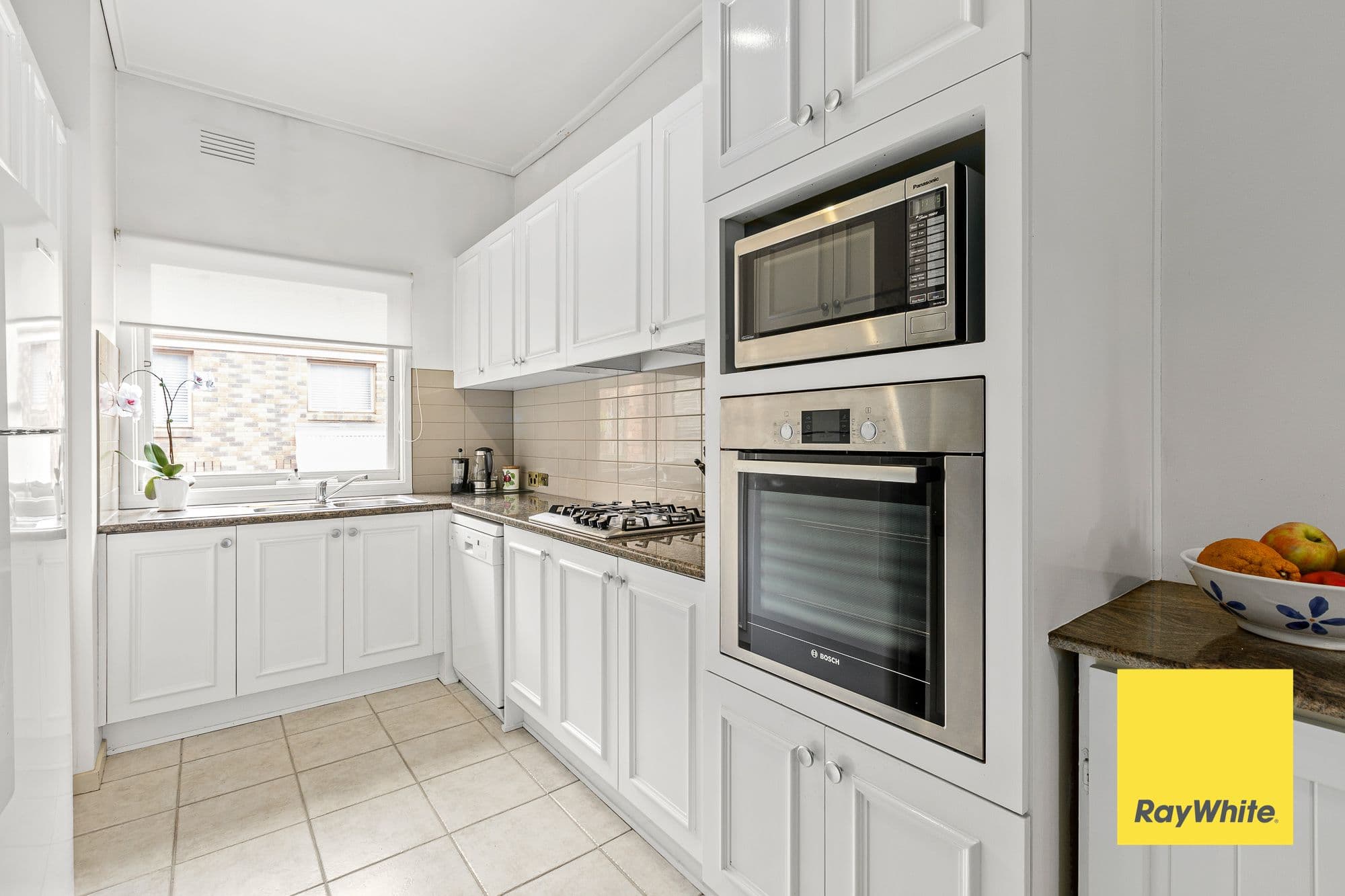 22 Grattan Street, Carlton VIC 3053, Carlton - Thumbnail 3