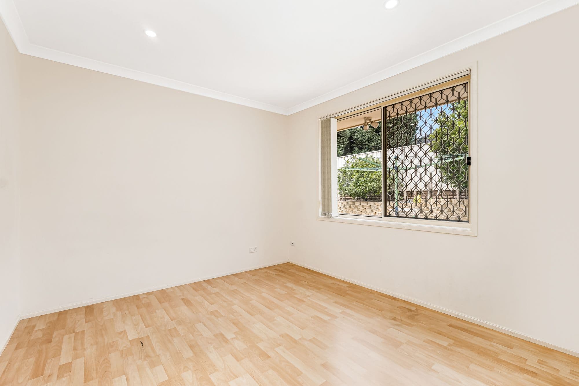 72 Greenway Drive, West Hoxton NSW 2171, West Hoxton - Thumbnail 3