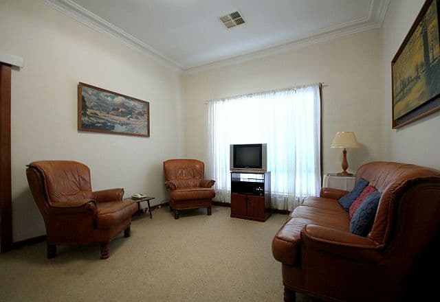 35 Chertsey Avenue, BANKSTOWN NSW 2200, Bankstown - Thumbnail 2