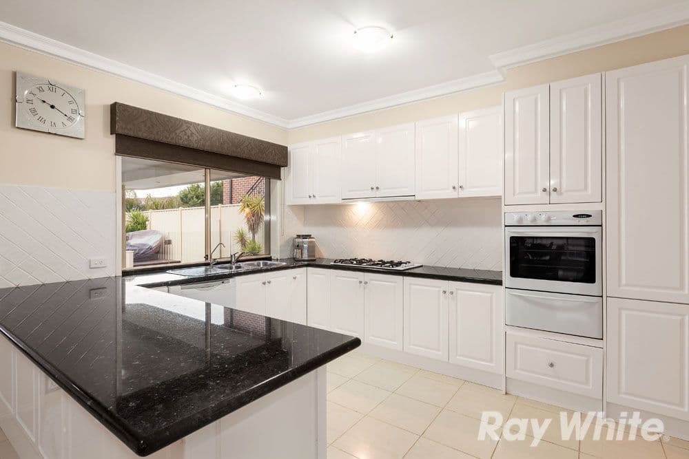 7 Narelle Court, Mill Park VIC 3082, Mill Park - Thumbnail 2