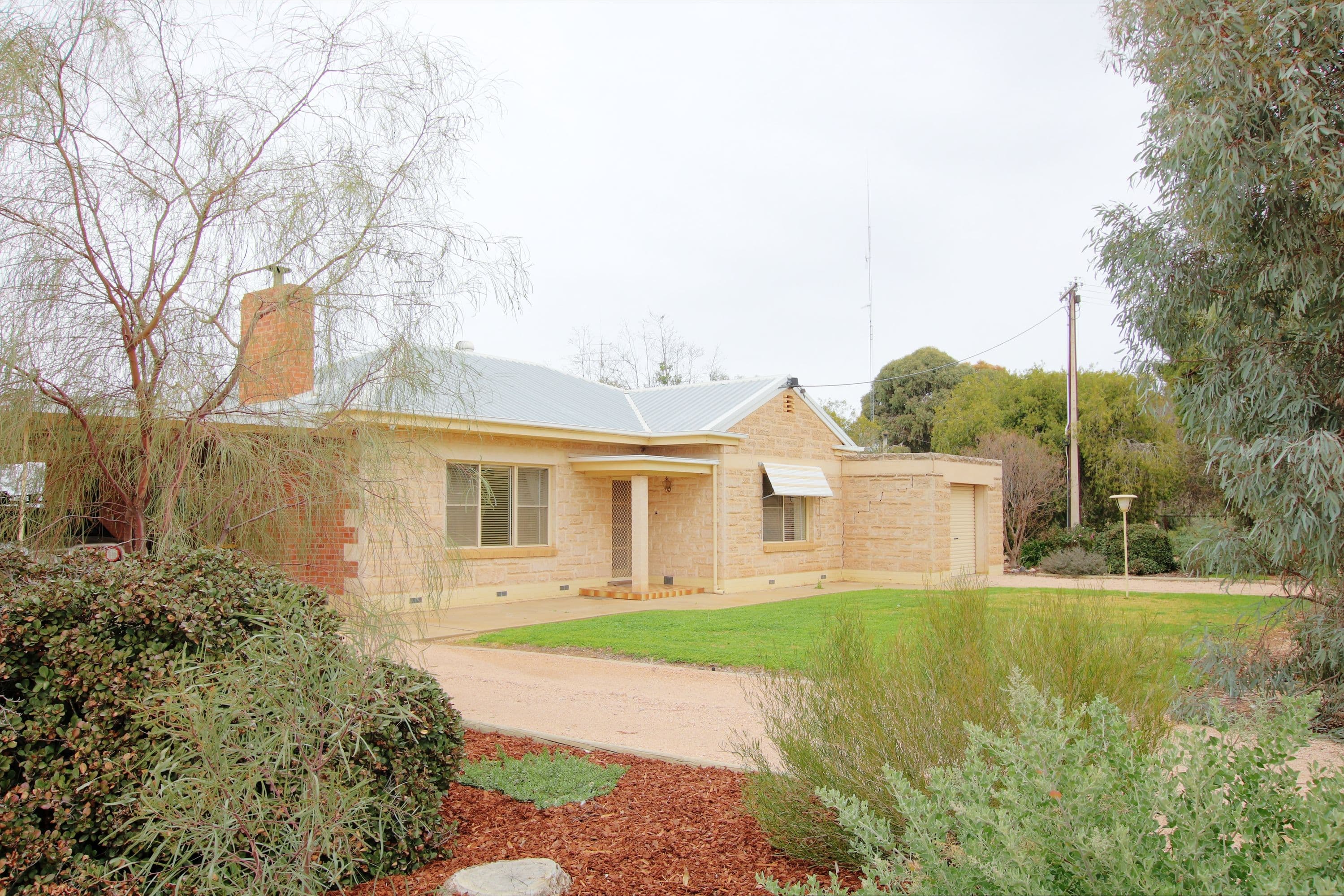 202 Warrego Street, Renmark SA 5341, Renmark North - Image 1