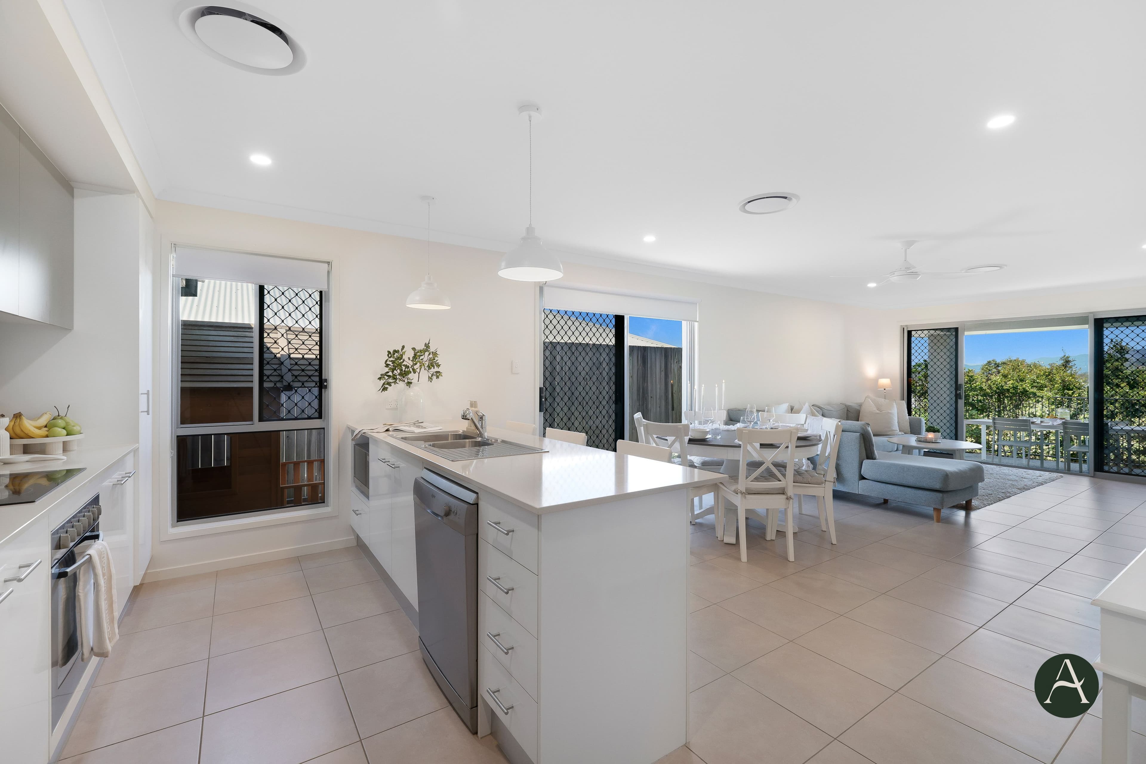 35 Gresswell Crescent, Upper Coomera QLD 4209, Upper Coomera - Thumbnail 4