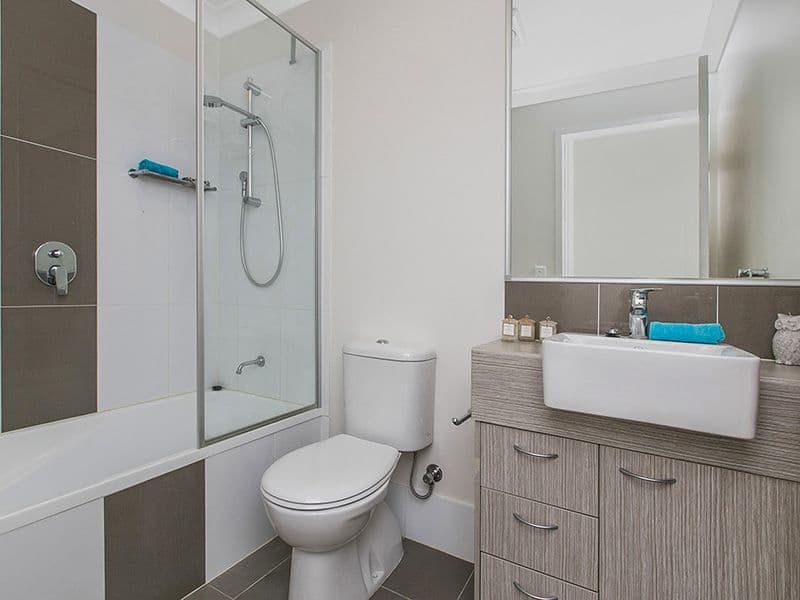 11 Cottenham Street, Fairfield QLD 4103, Fairfield - Thumbnail 7