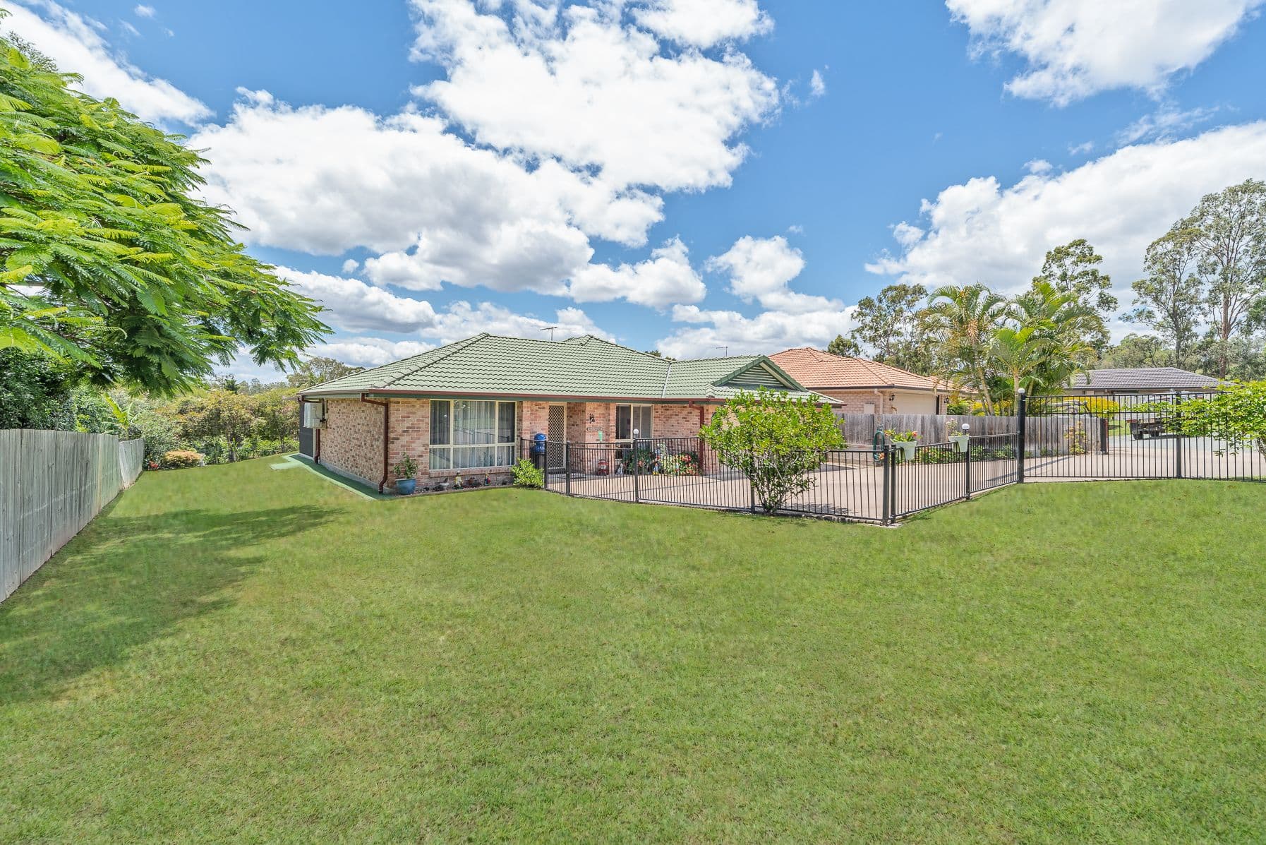 8 Monza Street, Beaudesert QLD 4285, Beaudesert - Thumbnail 3