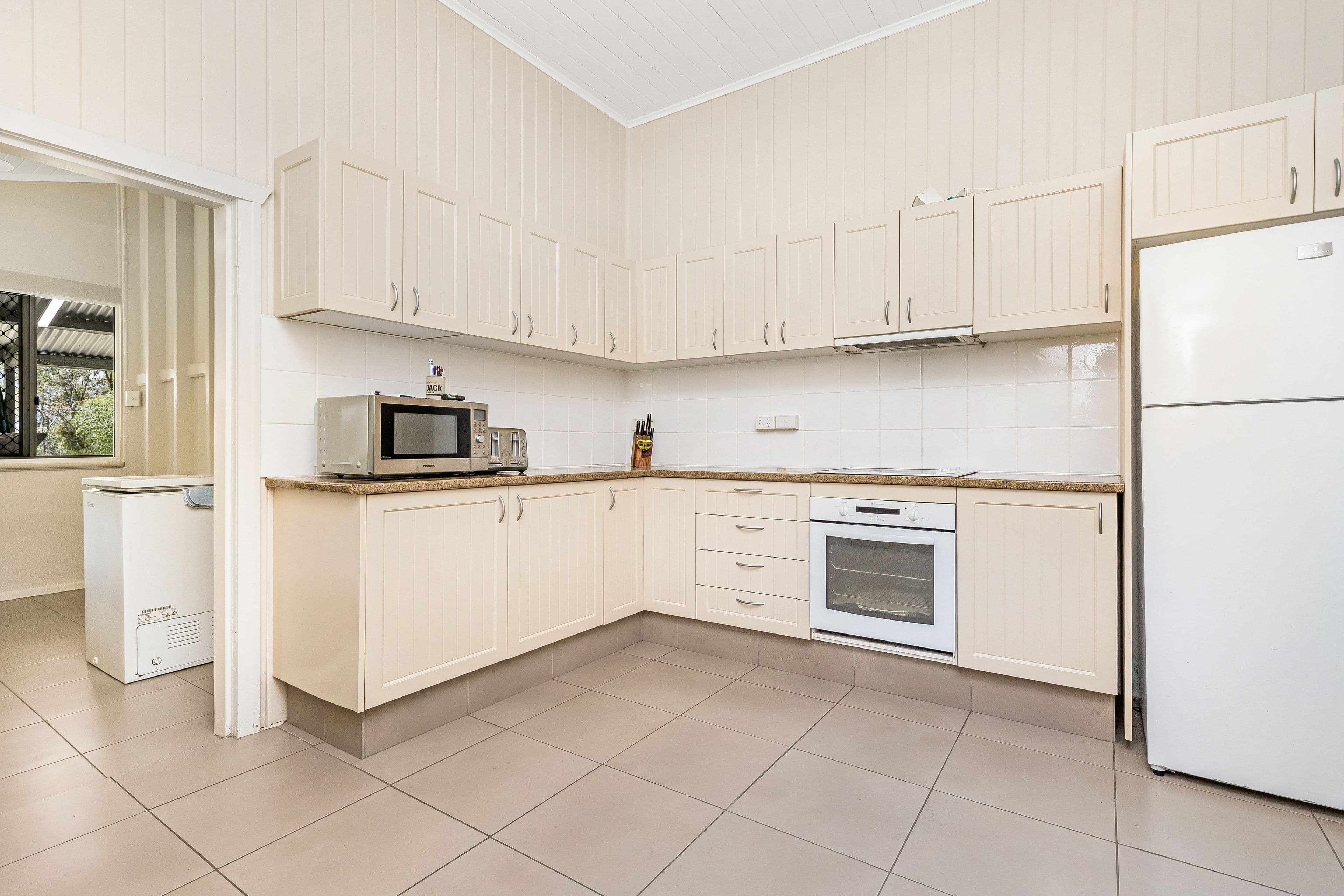 74 Creevey Drive, Captain Creek QLD 4677, Captain Creek - Thumbnail 8