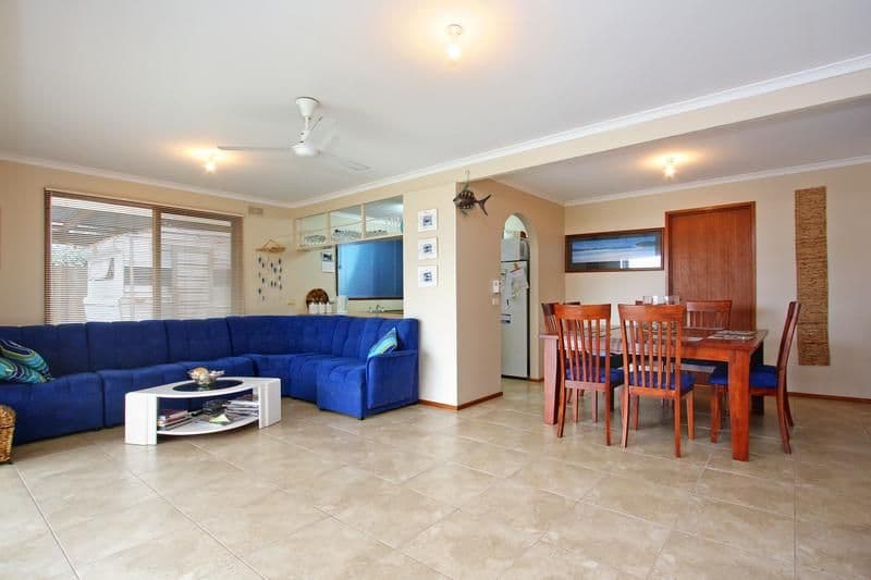 9 Mary Starr Drive, Waikerie, SA, 5330, Waikerie - Thumbnail 2