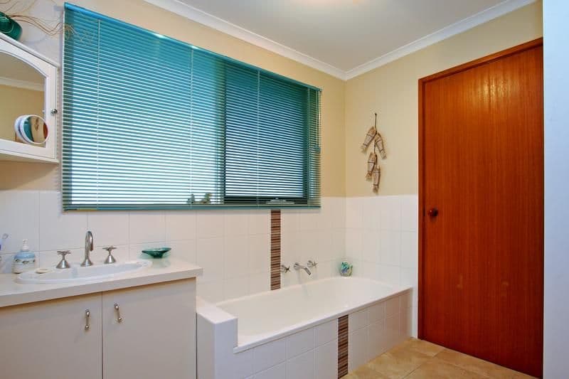 9 Mary Starr Drive, Waikerie, SA, 5330, Waikerie - Thumbnail 5