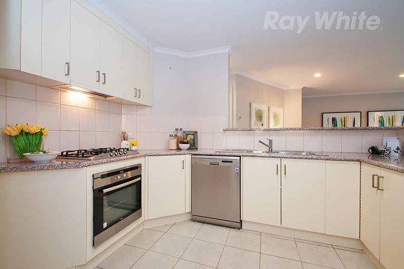 14 LITTLE CHIPPING Drive, Chirnside Park VIC 3116, Chirnside Park - Thumbnail 3