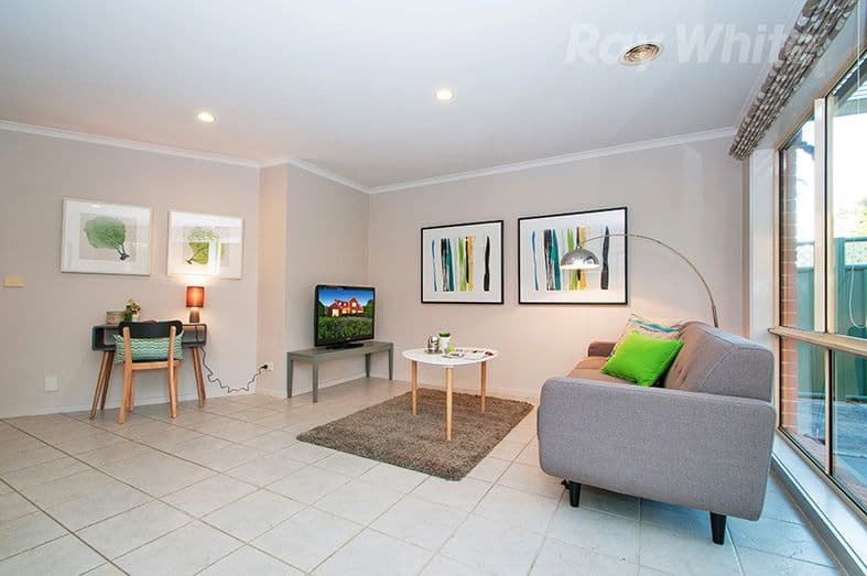 14 LITTLE CHIPPING Drive, Chirnside Park VIC 3116, Chirnside Park - Thumbnail 4