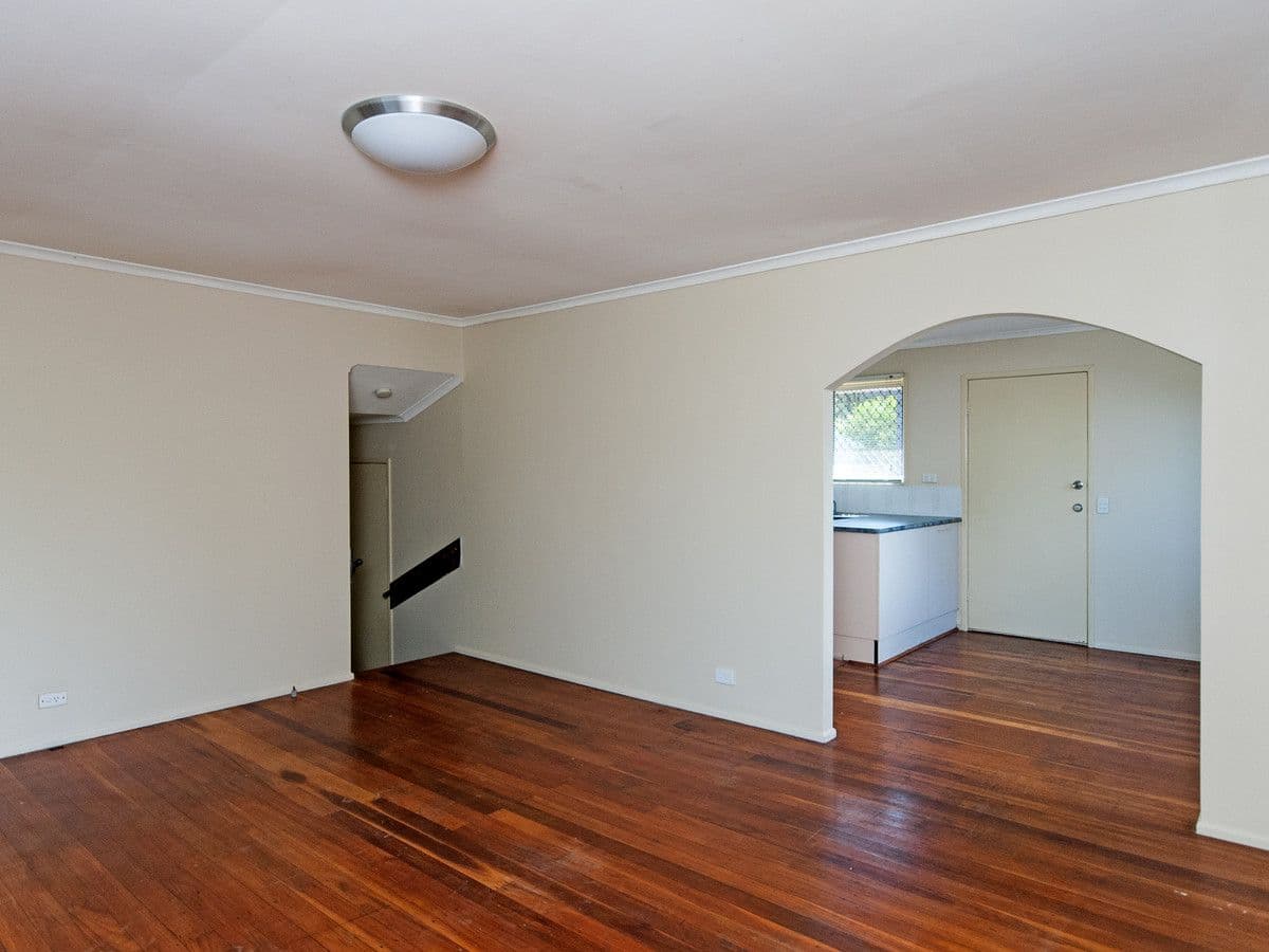 16 Surrey Road, BELLBIRD PARK QLD 4300, Bellbird Park - Thumbnail 6