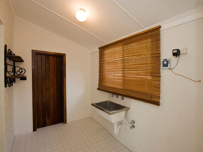 2 Norris Street, CLOVERDALE WA 6105, Cloverdale - Thumbnail 6