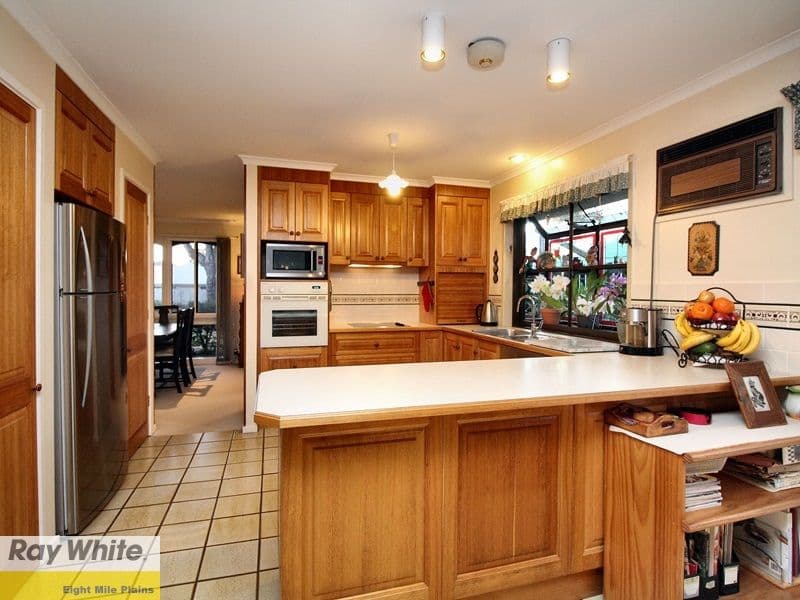 14 Petrina Street, Eight Mile Plains QLD 4113, Eight Mile Plains - Thumbnail 3