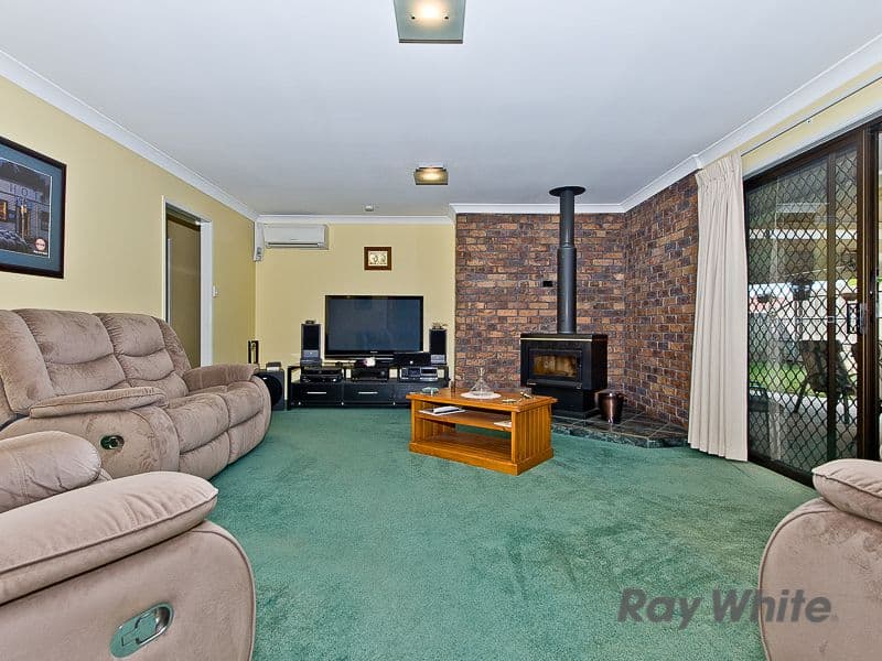 4 Lorenc Place, Bridgeman Downs QLD 4035, Bridgeman Downs - Thumbnail 5