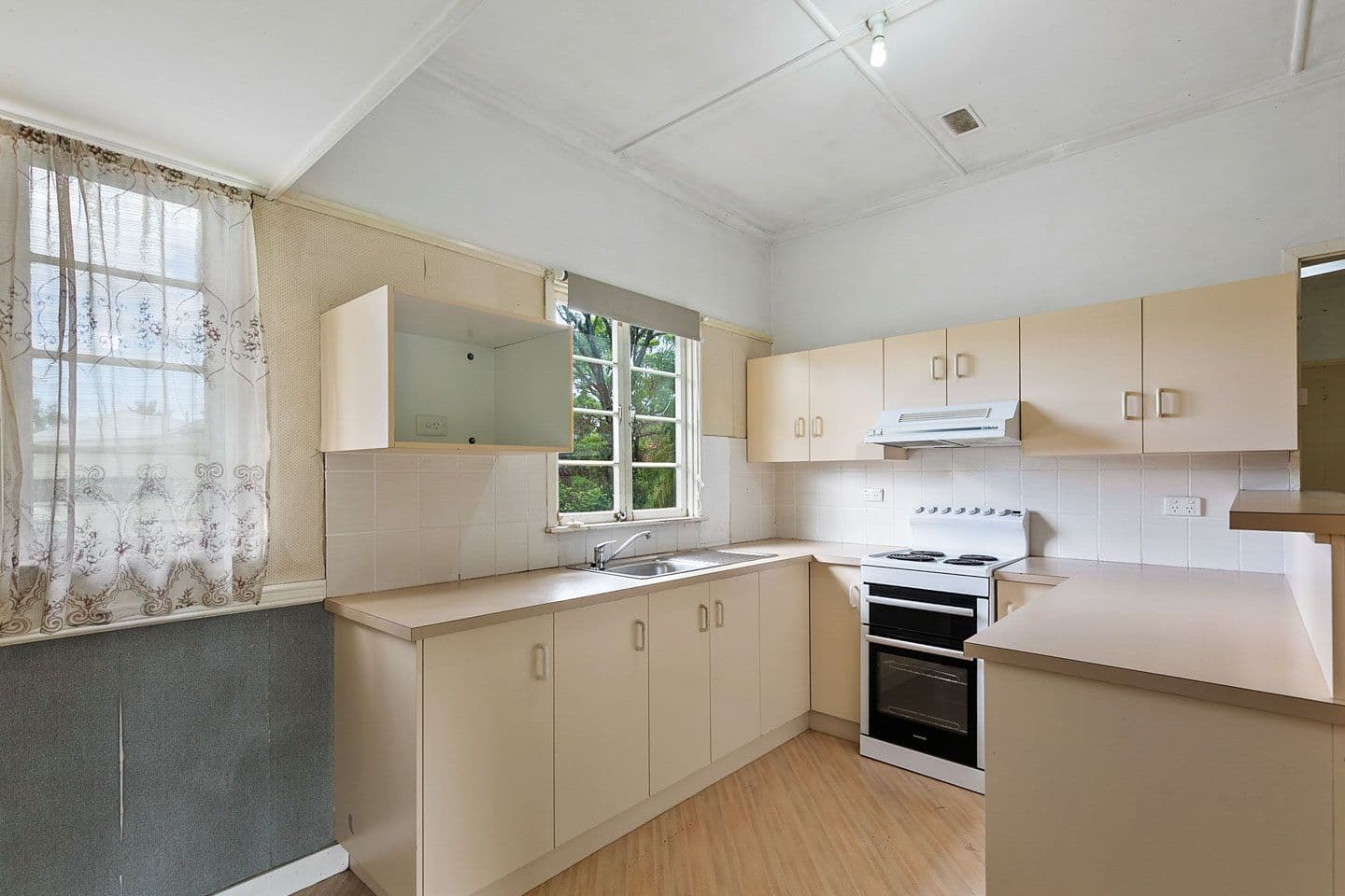 15 Branch Street, Torbanlea QLD 4662, Torbanlea - Thumbnail 6