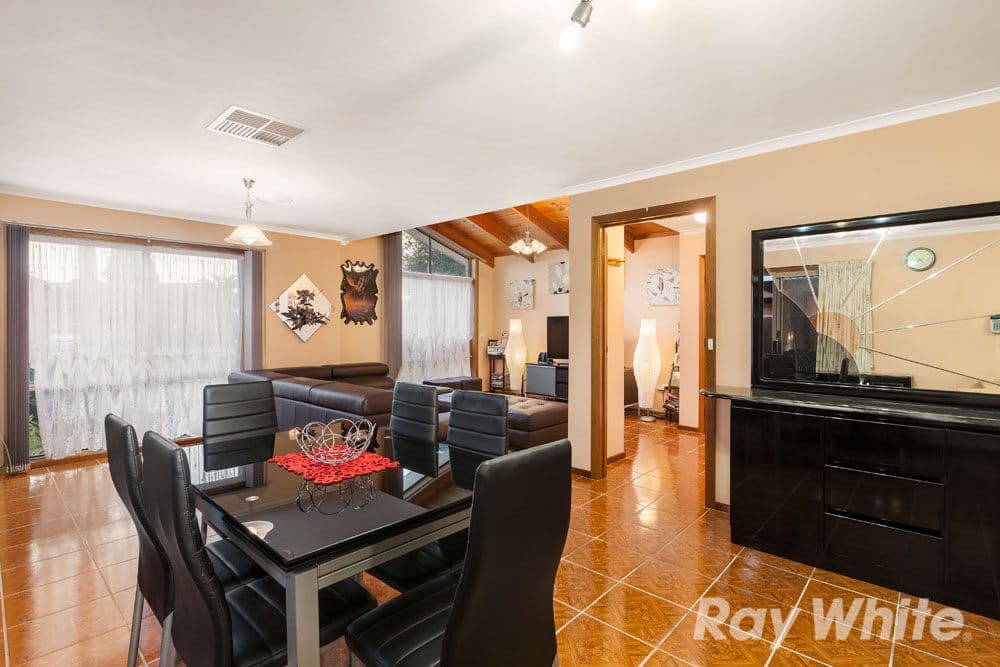 18 Essue Court, Mill Park VIC 3082, Mill Park - Thumbnail 5