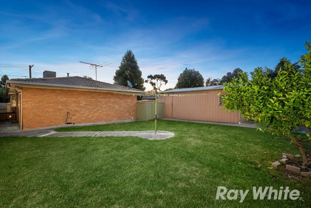 18 Essue Court, Mill Park VIC 3082, Mill Park - Thumbnail 8