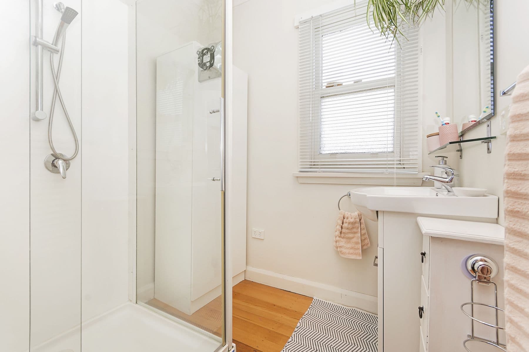 15 Clark Street, Mowbray TAS 7248, Mowbray - Thumbnail 4