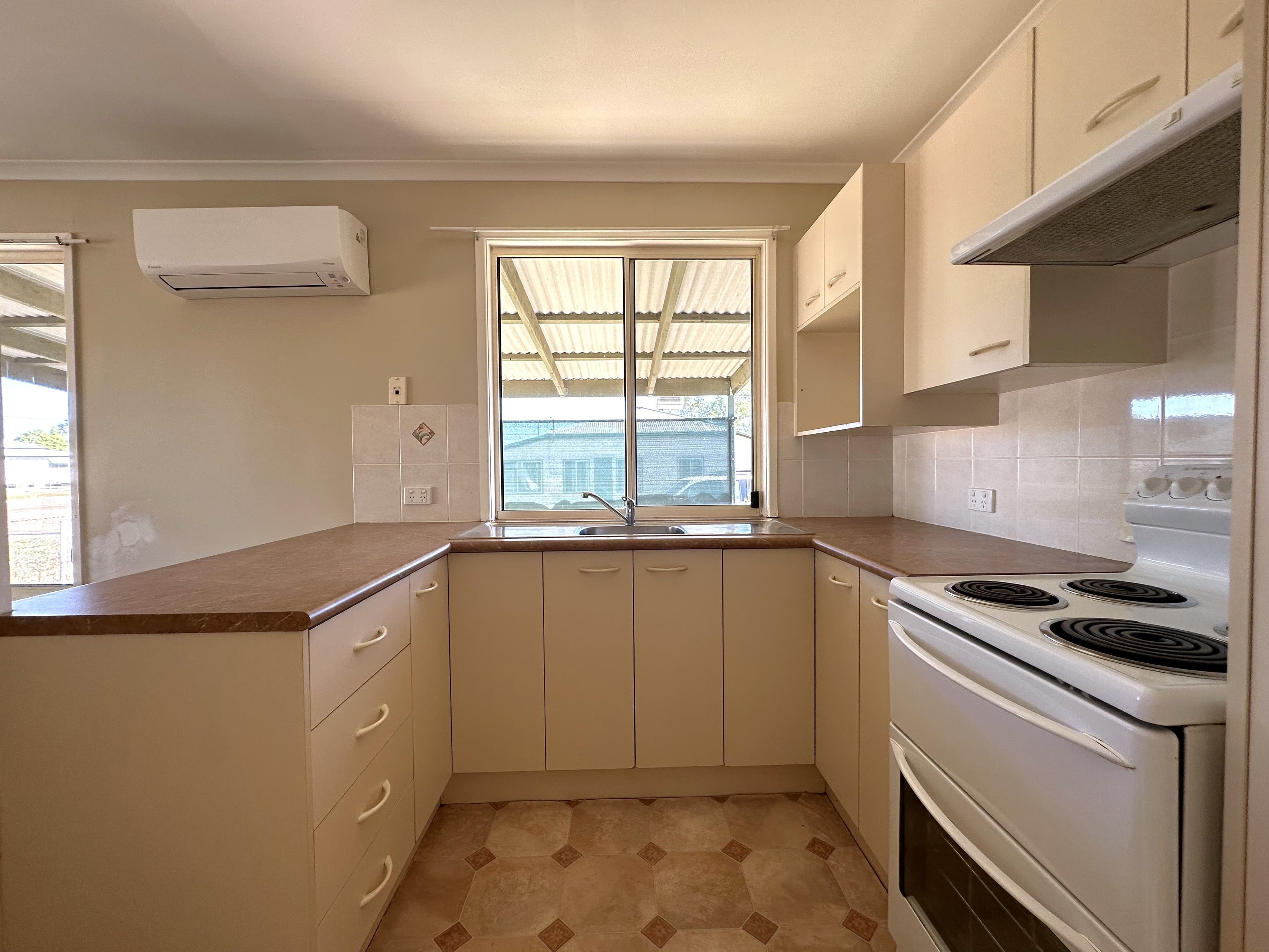 5 Wellshot Street, Ilfracombe QLD 4727, Ilfracombe - Thumbnail 5