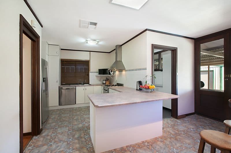 19 Domain Avenue, PARA VISTA SA 5093, Para Vista - Thumbnail 6