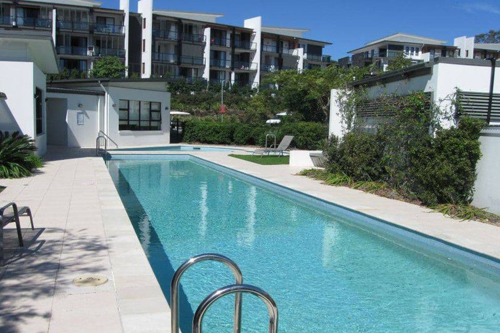 305 Easthill Drive, ROBINA QLD 4226, Robina - Thumbnail 5