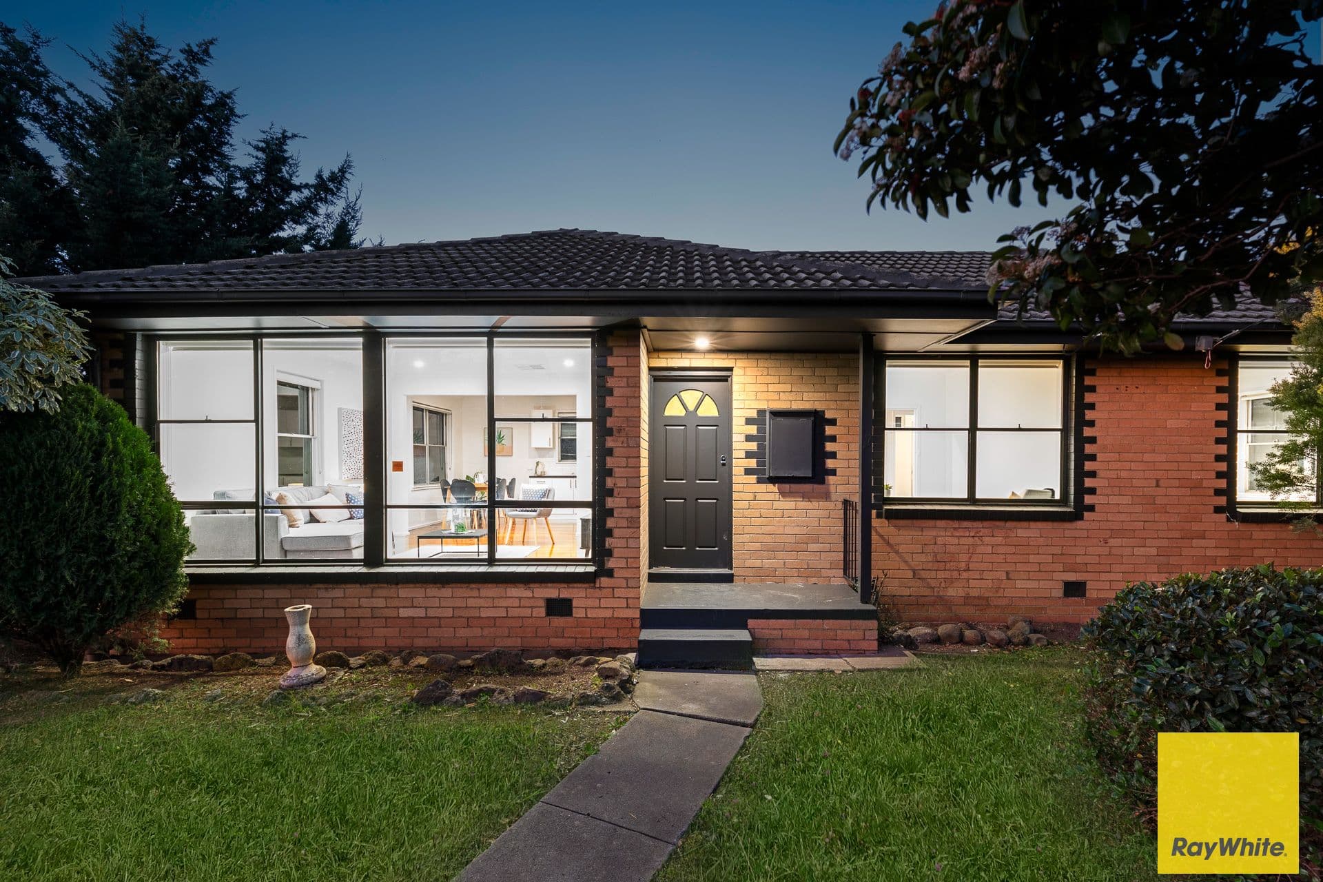 6 Barrington Drive, Pakenham, VIC 3810, Pakenham - Image 1