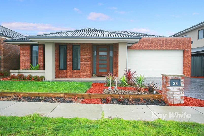 38 Sabel Drive, CRANBOURNE NORTH VIC 3977, Cranbourne North - Image 1