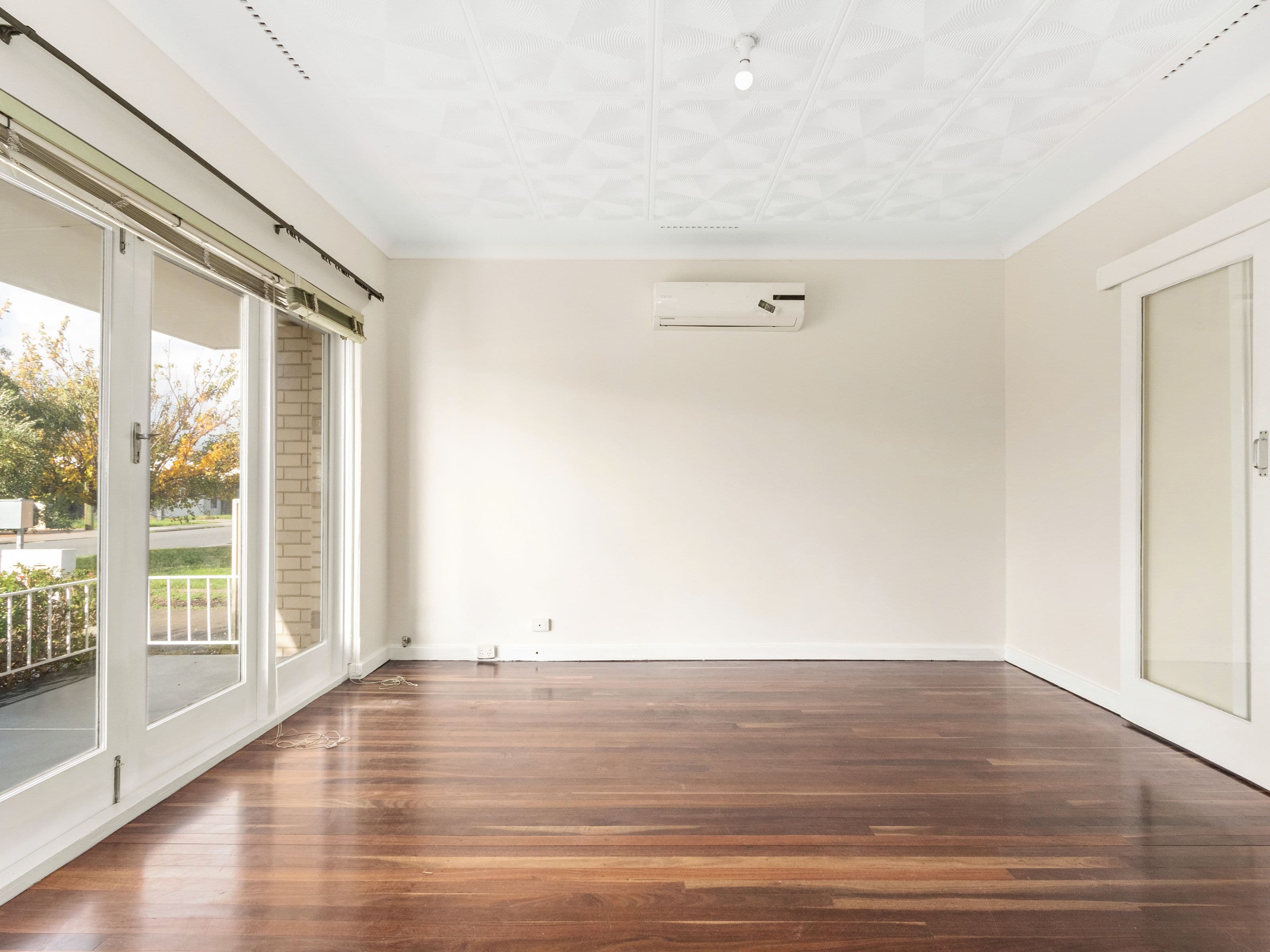 39 Doust Street, Cannington WA 6107, Cannington - Thumbnail 4