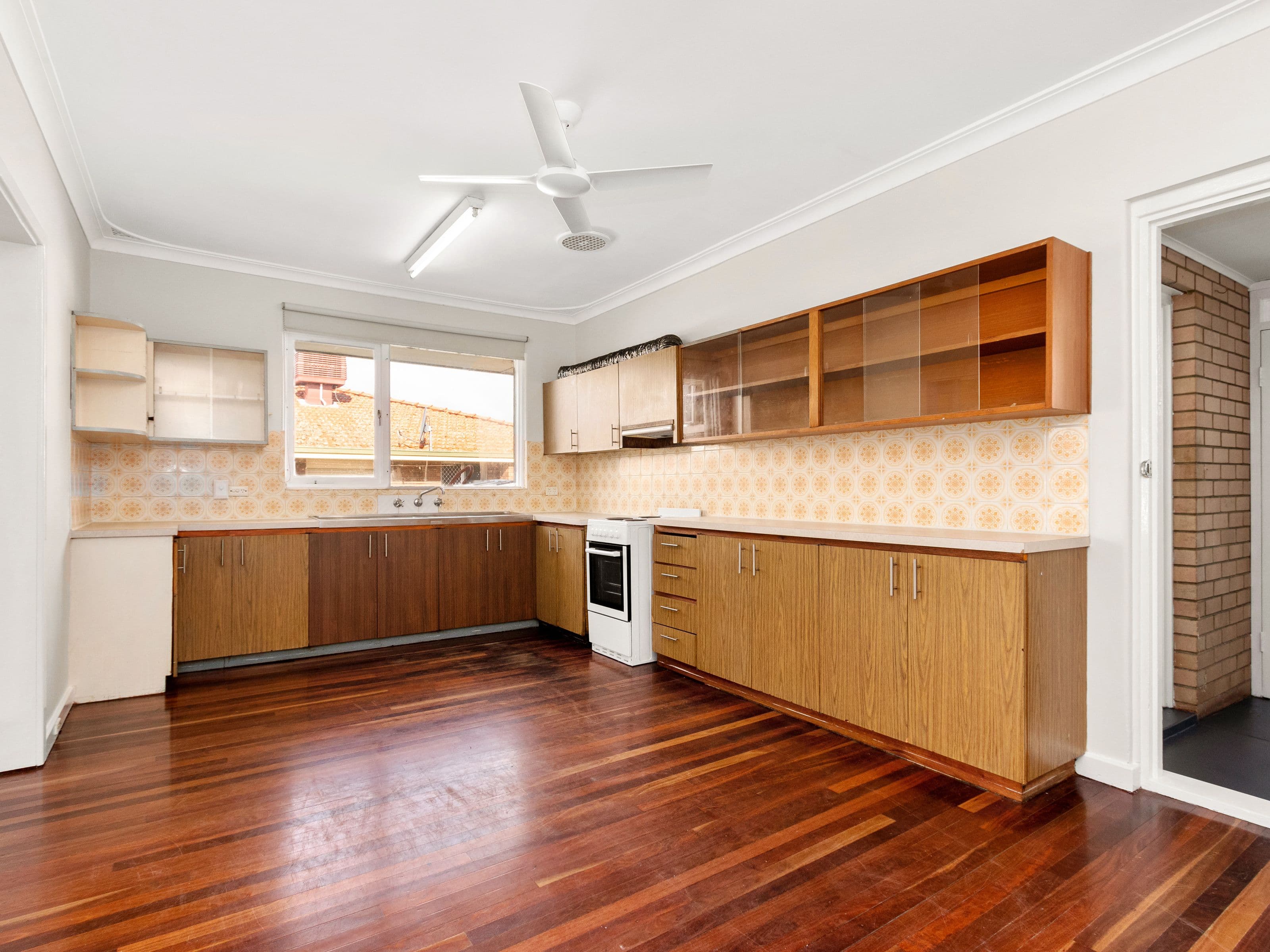39 Doust Street, Cannington WA 6107, Cannington - Thumbnail 7