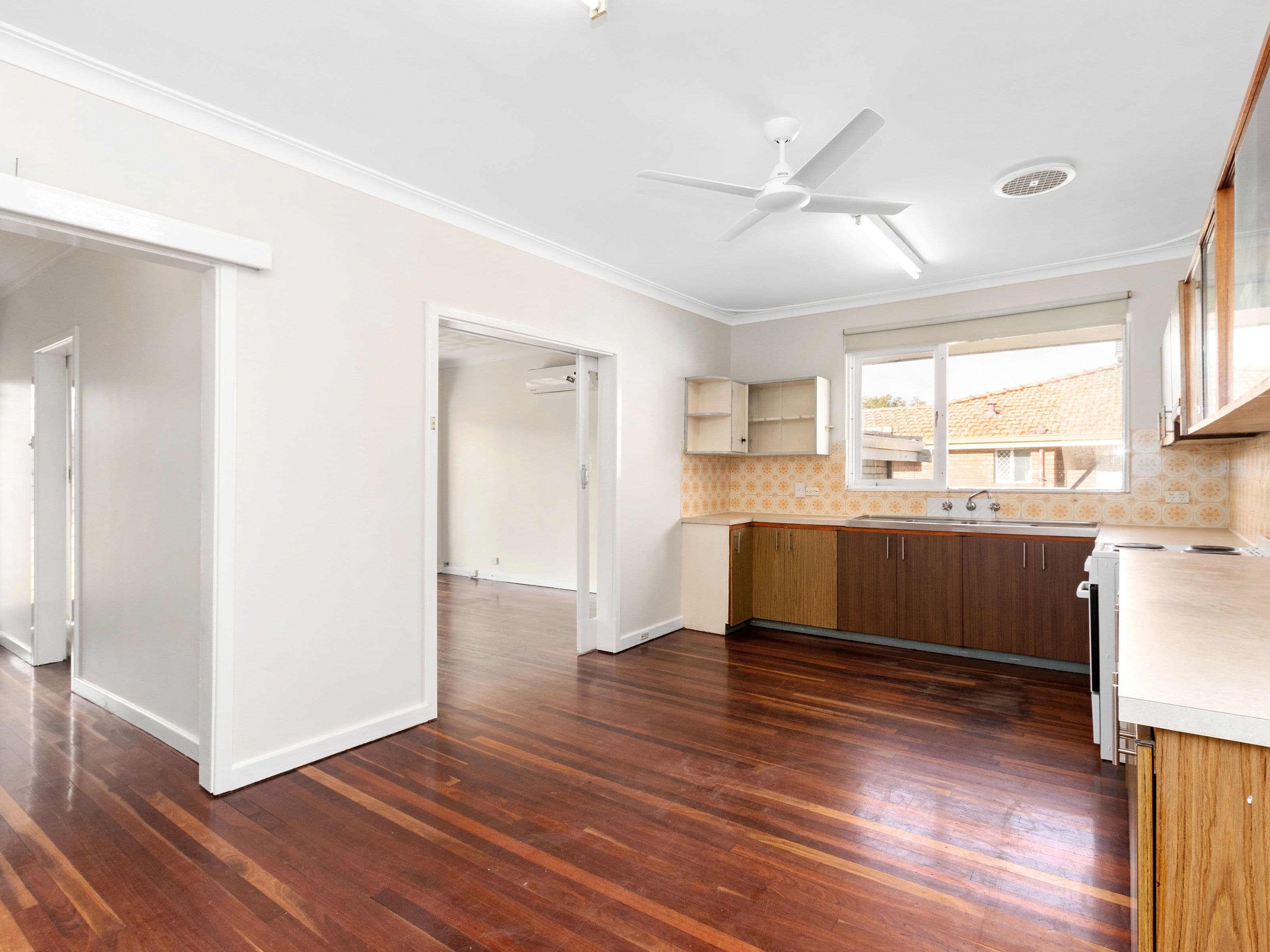 39 Doust Street, Cannington WA 6107, Cannington - Thumbnail 8