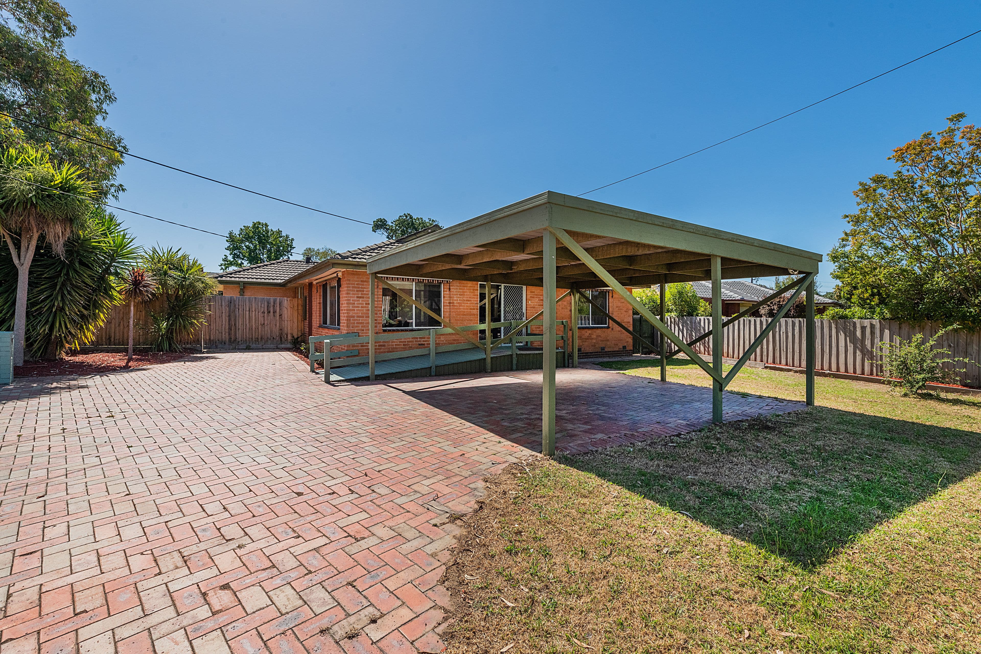 31 Selkirk Avenue, Wantirna VIC 3152, Wantirna - Thumbnail 2
