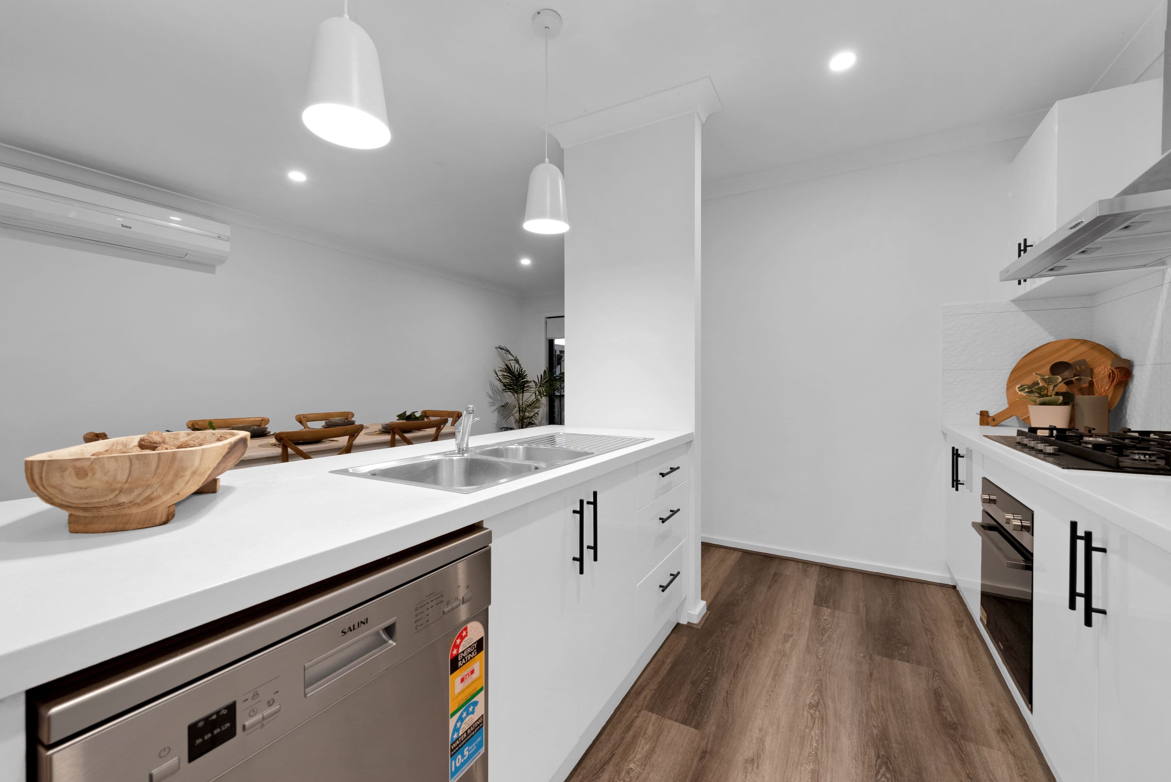 25 Station Street, Pakenham VIC 3810, Pakenham - Thumbnail 3