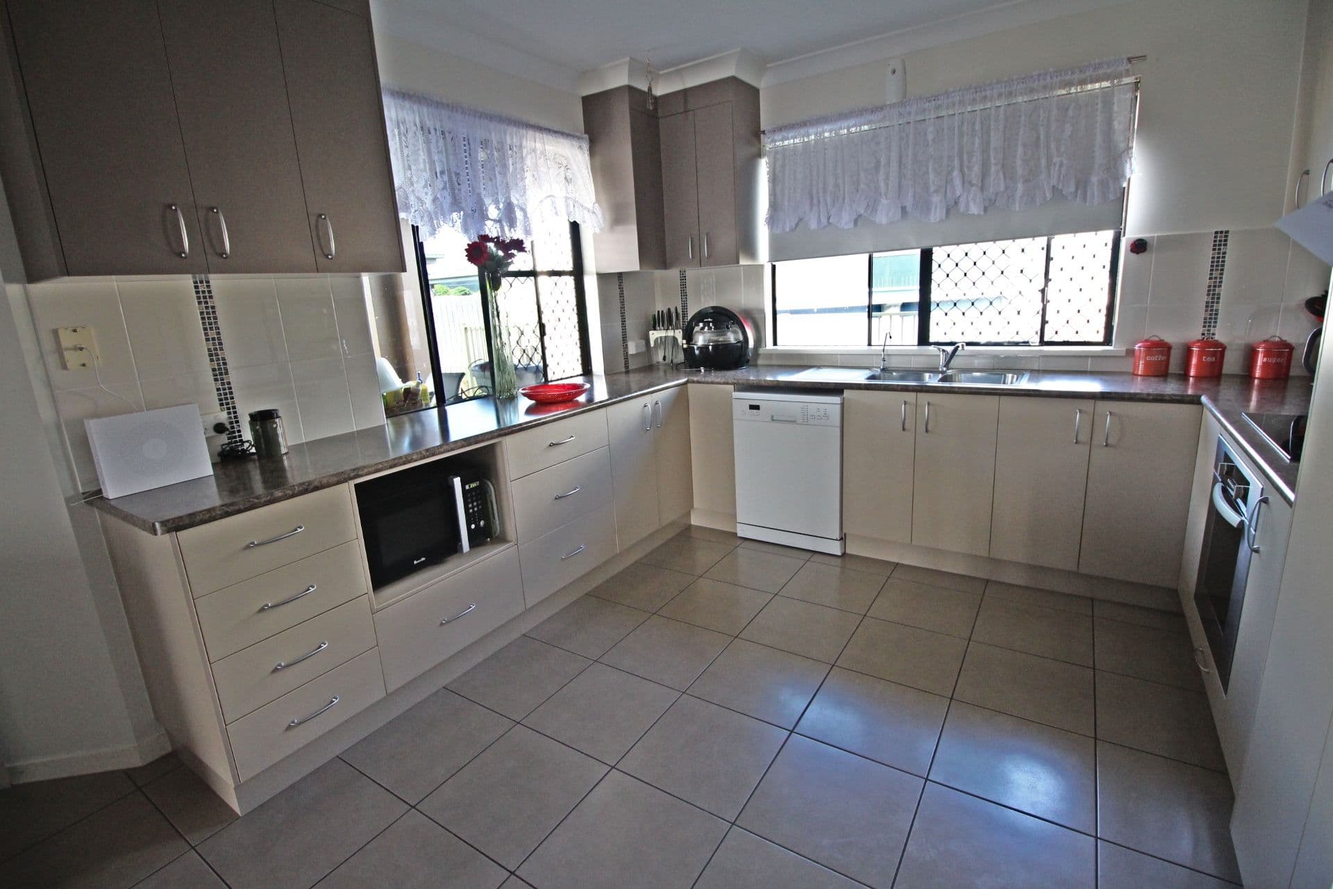 29 Millenium Drive, Sarina QLD 4737, Sarina - Thumbnail 3