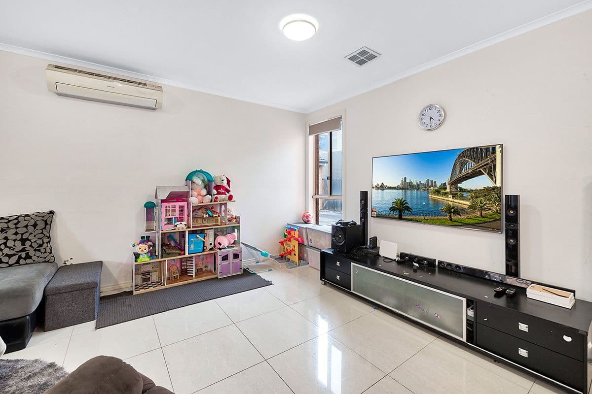 19 Robert Street, Dandenong VIC 3175, Dandenong - Thumbnail 4