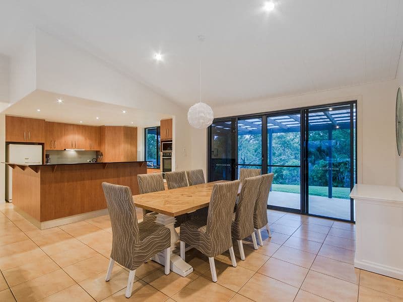 52 Country Crescent, Nerang QLD 4211, Nerang - Thumbnail 4