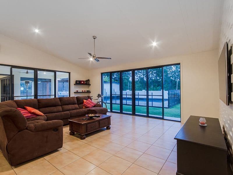 52 Country Crescent, Nerang QLD 4211, Nerang - Thumbnail 5