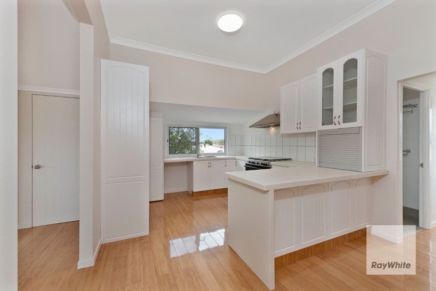 45 Heaps Street, Avenell Heights QLD 4670, Avenell Heights - Thumbnail 2