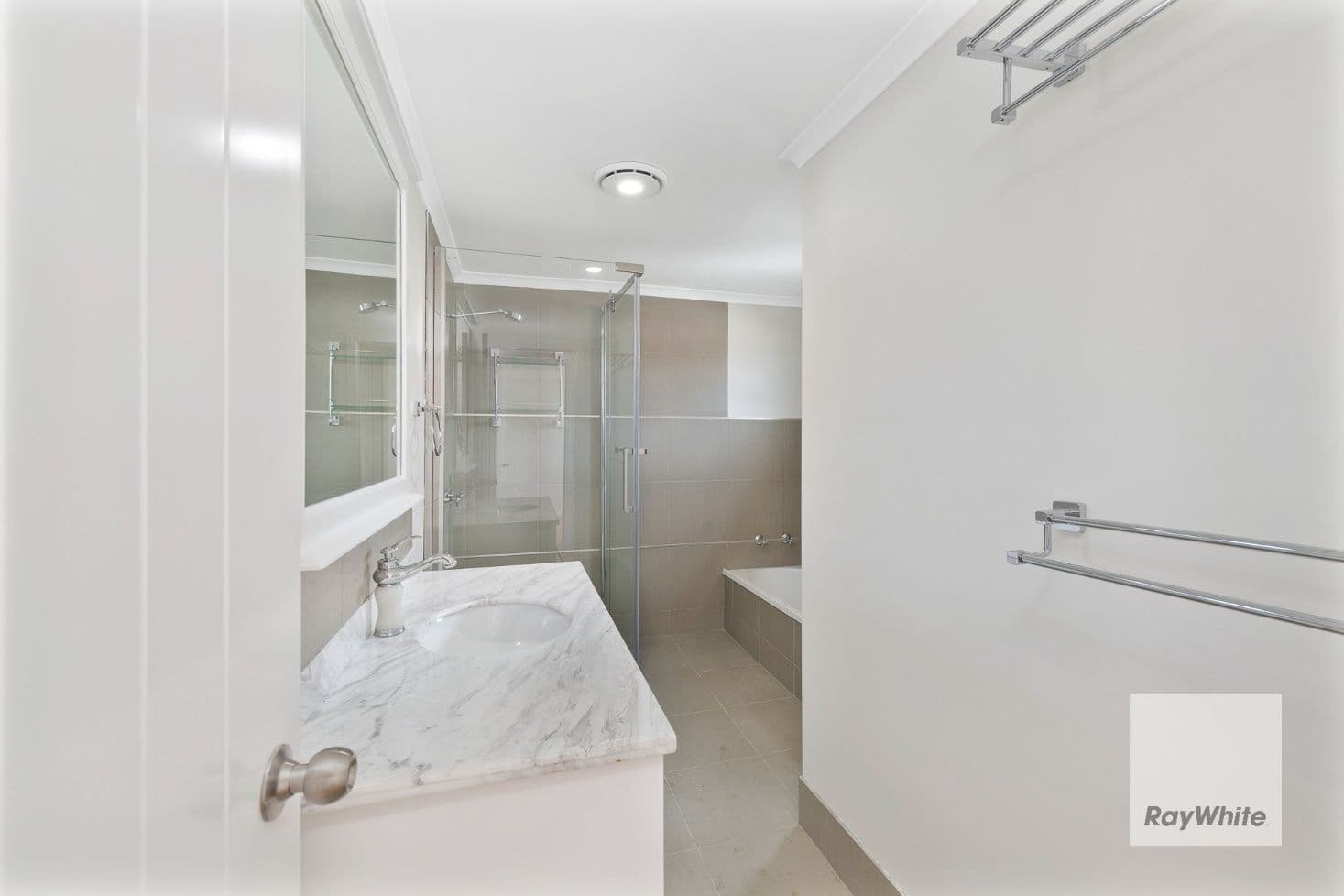 45 Heaps Street, Avenell Heights QLD 4670, Avenell Heights - Thumbnail 8
