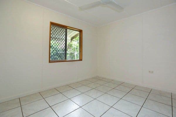 7 Linden Crescent, WULGURU QLD 4811, Wulguru - Thumbnail 7