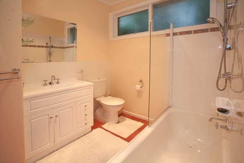 15 Pindari Street, GLEN WAVERLEY VIC 3150, Glen Waverley - Thumbnail 4