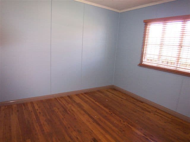 27 Ellis Street, WILSONTON QLD 4350, Wilsonton - Thumbnail 3