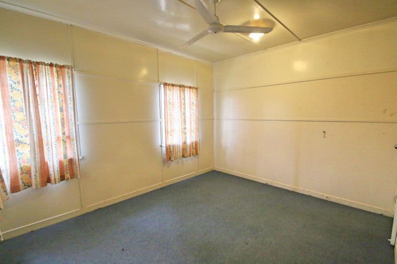 38 Dalton Street, Monto QLD 4630, Monto - Thumbnail 4